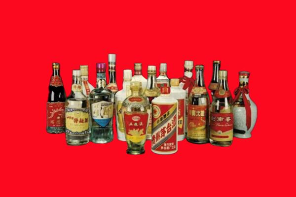 徐州铜山区回收十八老酒.jpg